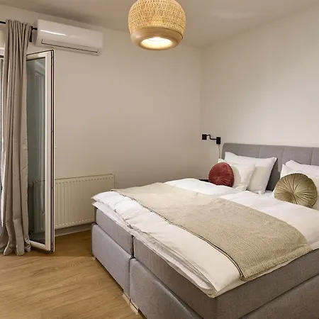 Sun Adris سبليت