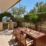 Sun Adris شقة