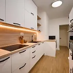 Sun Adris شقة
