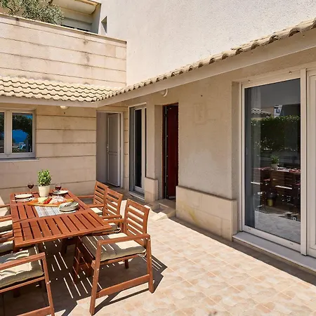 Apartment Sun Adris