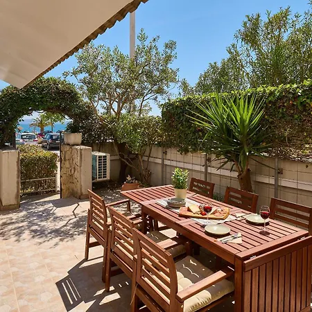 Sun Adris Apartment